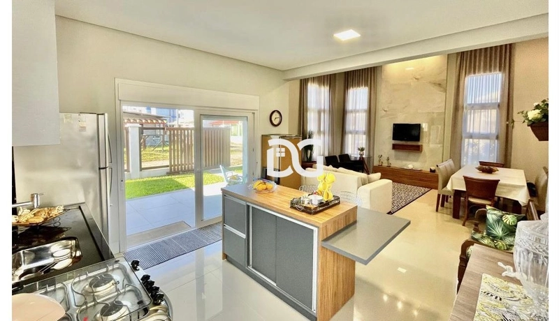 Casa composta de 3 dormitórios e pé direito alto: 10ª foto da galeria de imagens do imóvel