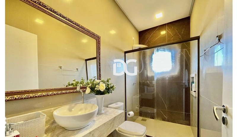 Casa composta de 3 dormitórios e pé direito alto: 17ª foto da galeria de imagens do imóvel