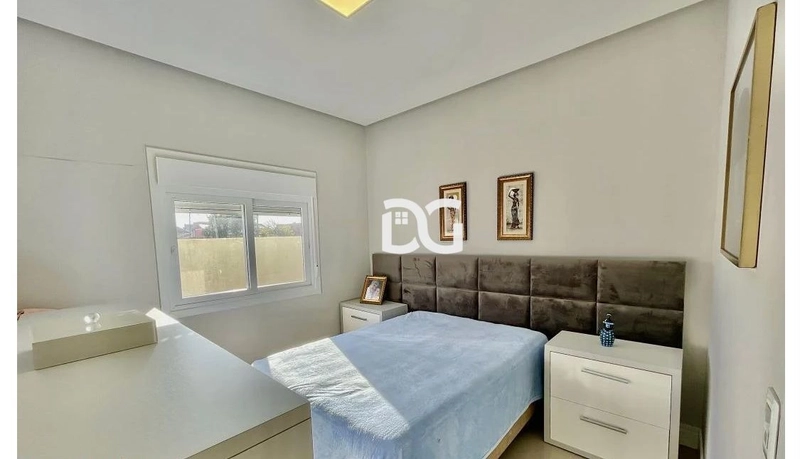 Casa composta de 3 dormitórios e pé direito alto: 15ª foto da galeria de imagens do imóvel