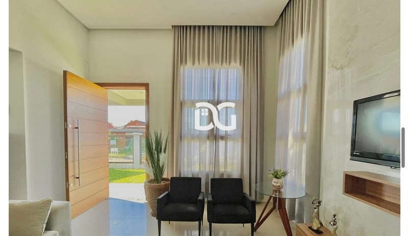 Casa composta de 3 dormitórios e pé direito alto: 7ª foto da galeria de imagens do imóvel