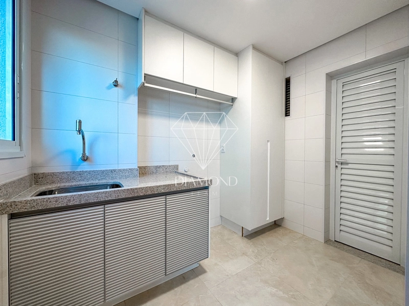 Luxuoso apartamento com 4 suítes mobiliado e decorado no Setor Marista: 10ª foto da galeria de imagens do imóvel