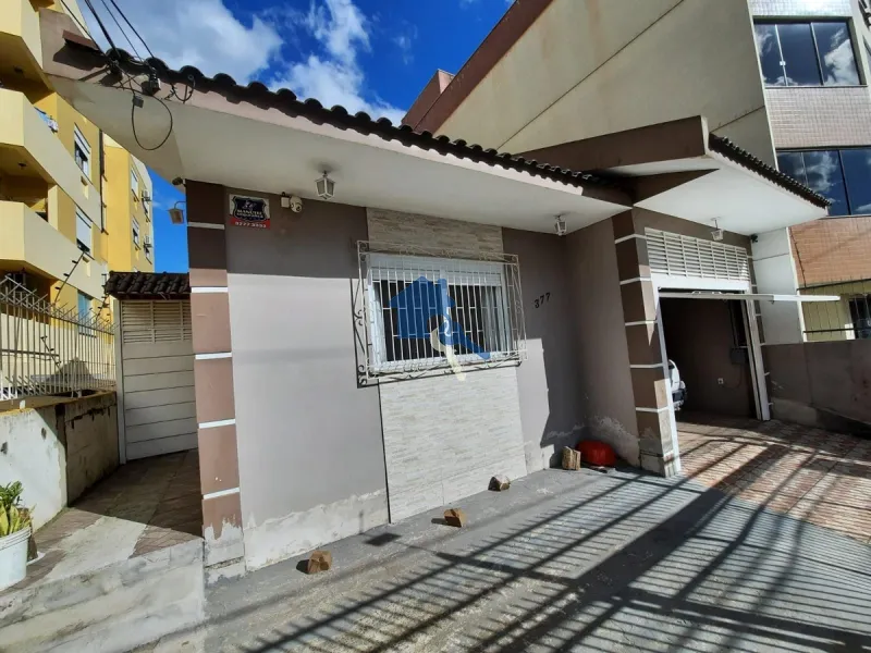 Casa bairro Bom Fim: 2ª foto da galeria de imagens do imóvel
