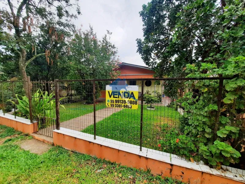 Casa 3 dormitórios com 3 vagas de garagens próximo da BR 392: 1ª foto da galeria de imagens do imóvel