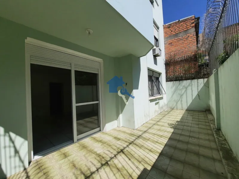 Apartamento no Centro de 1 dormitório, garagem e 2 areas externas: 2ª foto da galeria de imagens do imóvel