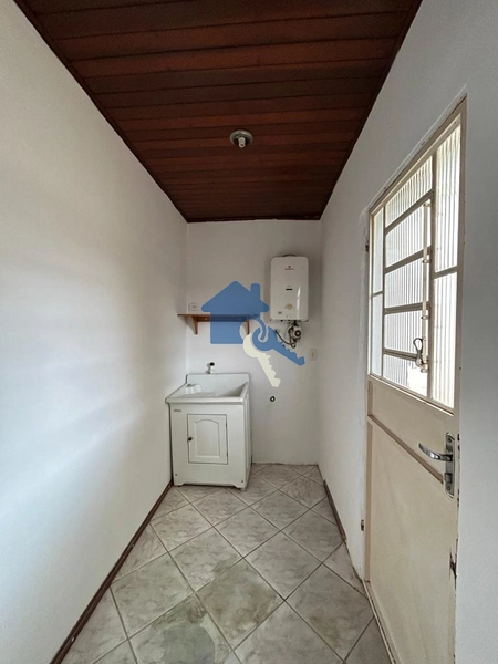 Casa no Residencial Lopes / 3 Dormitórios sendo 1 suíte garagem para 2: 12ª foto da galeria de imagens do imóvel