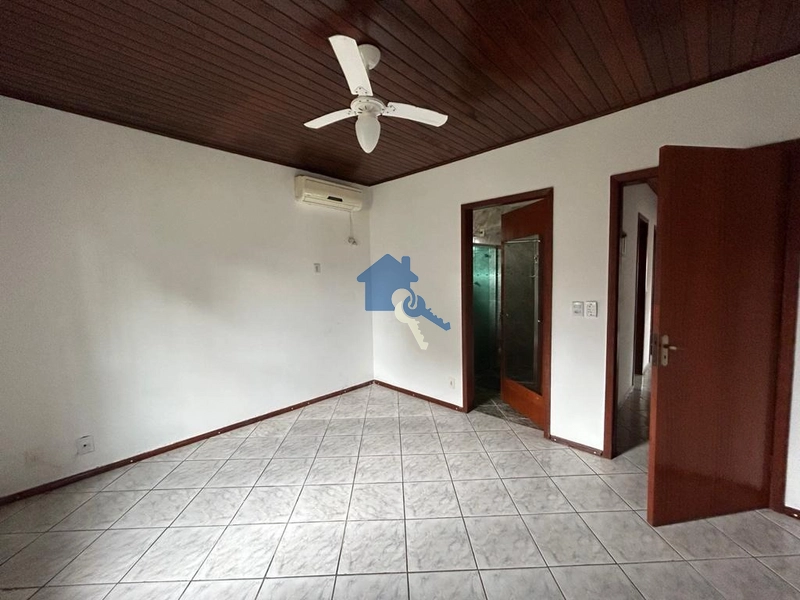 Casa no Residencial Lopes / 3 Dormitórios sendo 1 suíte garagem para 2: 20ª foto da galeria de imagens do imóvel