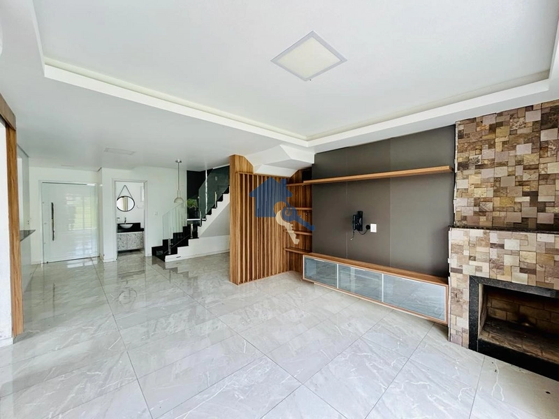 Casa 3 dormitórios de alto padrão Itararé, Santa Maria, RS: 7ª foto da galeria de imagens do imóvel