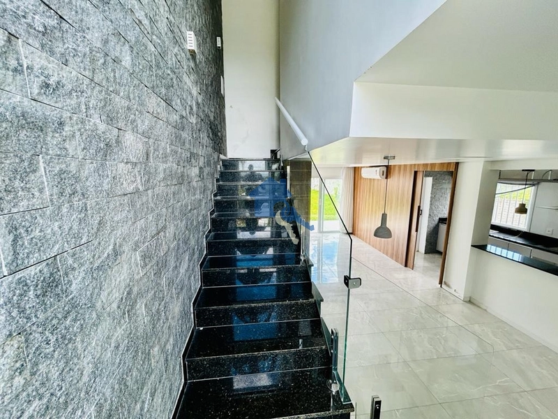Casa 3 dormitórios de alto padrão Itararé, Santa Maria, RS: 12ª foto da galeria de imagens do imóvel