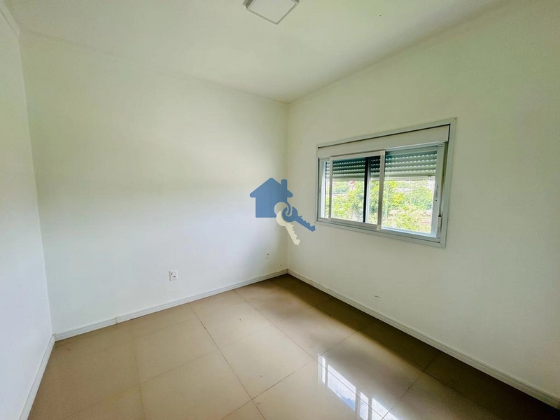 Casa 3 dormitórios de alto padrão Itararé, Santa Maria, RS: 20ª foto da galeria de imagens do imóvel