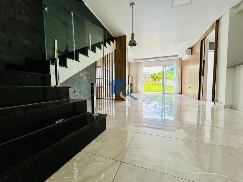 Casa 3 dormitórios de alto padrão Itararé, Santa Maria, RS: 8ª foto da galeria de imagens do imóvel