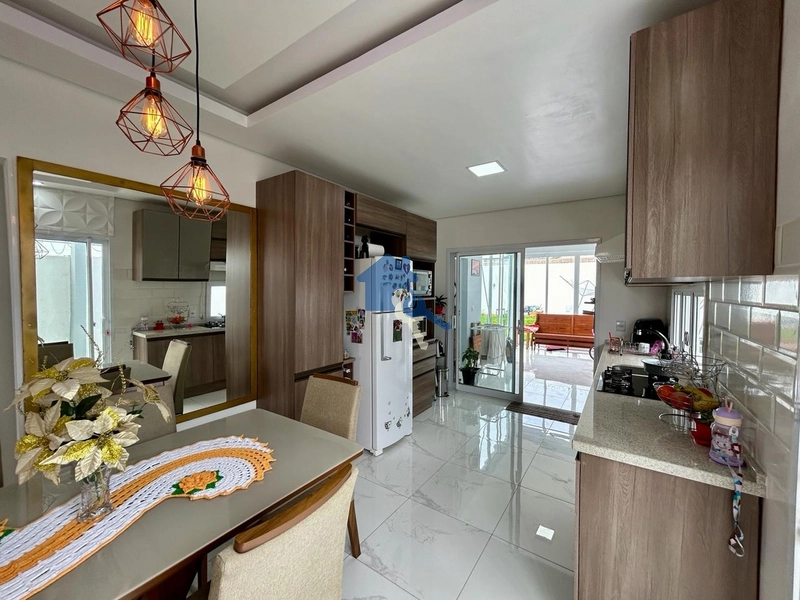 Casa 3 dormitórios sendo 1 suíte, garagem para 2 carros: 6ª foto da galeria de imagens do imóvel