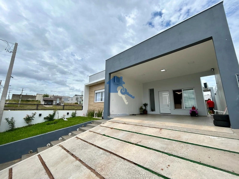 Casa 3 dormitórios sendo 1 suíte, garagem para 2 carros: 1ª foto da galeria de imagens do imóvel