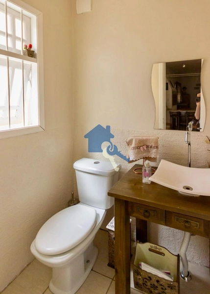 Casa ambientes amplos no bairro Nonoai: 12ª foto da galeria de imagens do imóvel