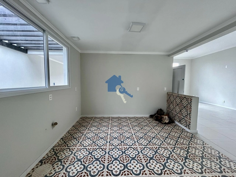 Casa 03 dormitórios com suíte bairro Tomazzetti.: 8ª foto da galeria de imagens do imóvel