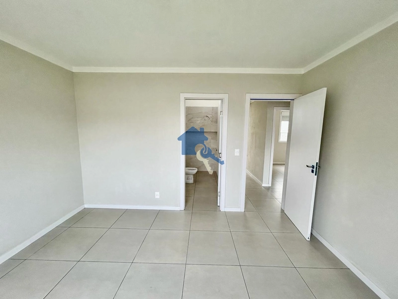Casa 03 dormitórios com suíte bairro Tomazzetti.: 14ª foto da galeria de imagens do imóvel