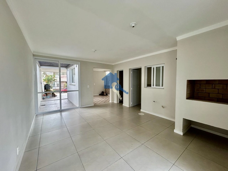 Casa 03 dormitórios com suíte bairro Tomazzetti.: 23ª foto da galeria de imagens do imóvel