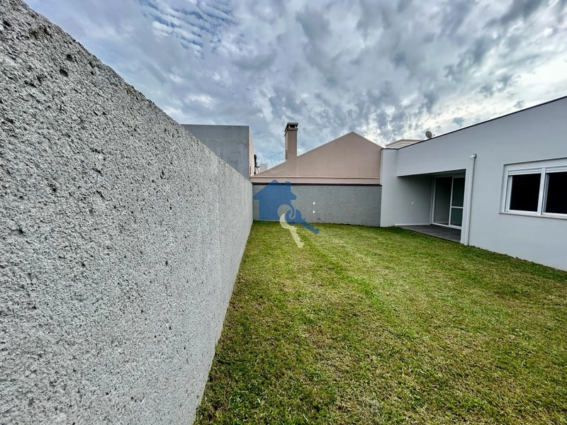 Casa 03 dormitórios com suíte bairro Tomazzetti.: 26ª foto da galeria de imagens do imóvel