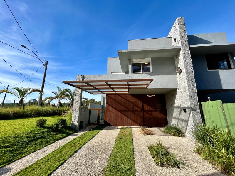 Villa Prado Casa em Condomínio Fechado bairro Camobi: 1ª foto da galeria de imagens do imóvel