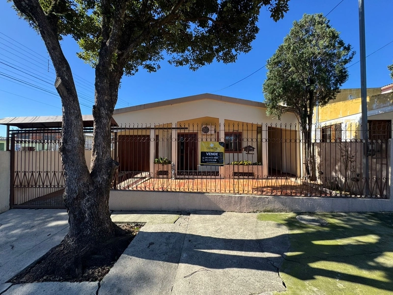 Casa térria 2 dormitórios 2 banheiros garagem para 2 carros: 3ª foto da galeria de imagens do imóvel
