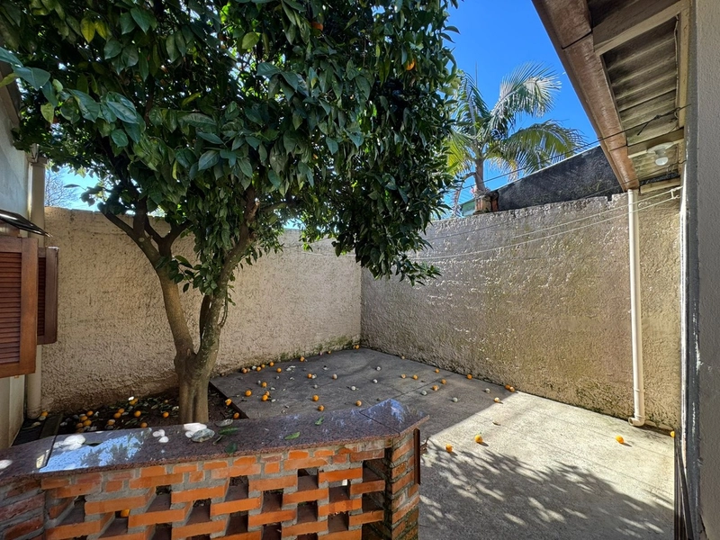 Casa térria 2 dormitórios 2 banheiros garagem para 2 carros: 22ª foto da galeria de imagens do imóvel