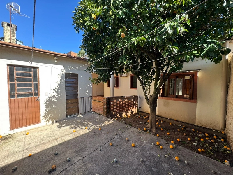 Casa térria 2 dormitórios 2 banheiros garagem para 2 carros: 23ª foto da galeria de imagens do imóvel