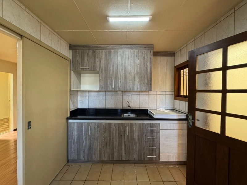 Casa térria 2 dormitórios 2 banheiros garagem para 2 carros: 10ª foto da galeria de imagens do imóvel