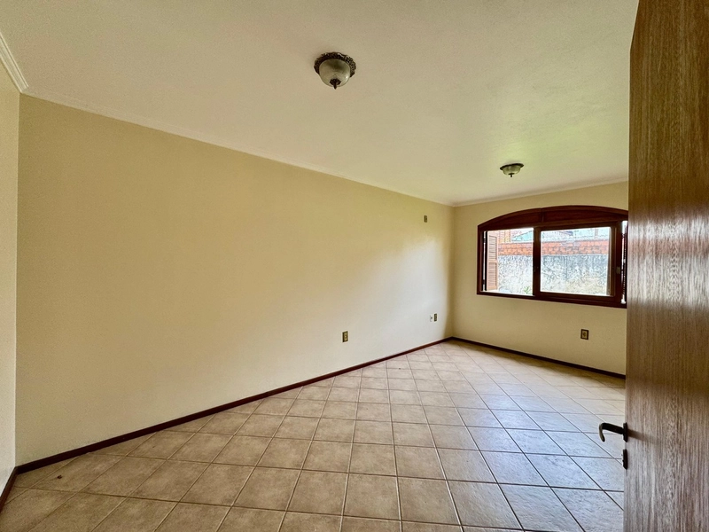 Casa encantadora com 3 dormitórios (sendo 1 suíte) em Camobi: 24ª foto da galeria de imagens do imóvel