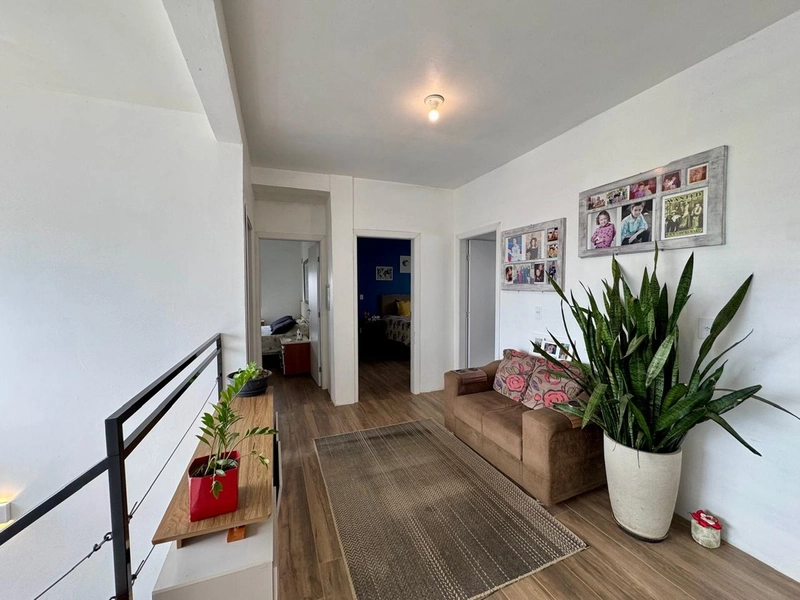 Casa com 5 dormitórios em condomínio, localizada próximo à UFSM: 18ª foto da galeria de imagens do imóvel