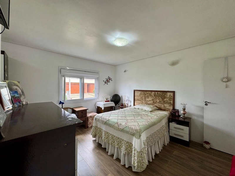 Casa com 5 dormitórios em condomínio, localizada próximo à UFSM: 15ª foto da galeria de imagens do imóvel