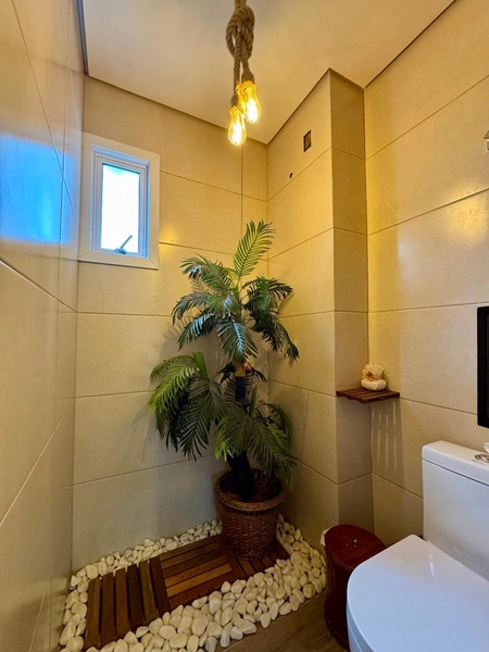 Casa com 5 dormitórios em condomínio, localizada próximo à UFSM: 12ª foto da galeria de imagens do imóvel