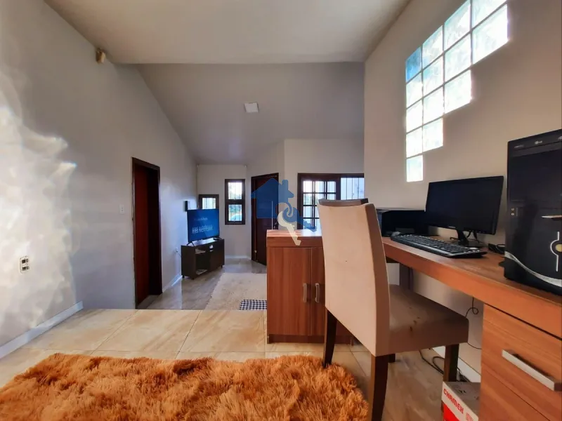 Casa 2 dormitórios com garagem lado a lado: 10ª foto da galeria de imagens do imóvel