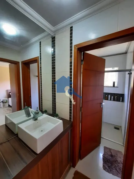 linda casa 3 dormitórios: 16ª foto da galeria de imagens do imóvel