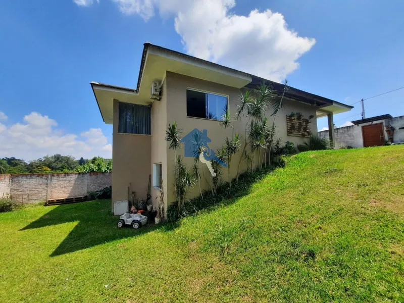 linda casa 3 dormitórios: 1ª foto da galeria de imagens do imóvel