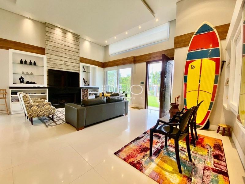 CASA COM 05 SUÍTES EM XANGRI-LÁ: 15ª foto da galeria de imagens do imóvel