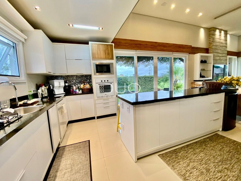 CASA COM 05 SUÍTES EM XANGRI-LÁ: 20ª foto da galeria de imagens do imóvel