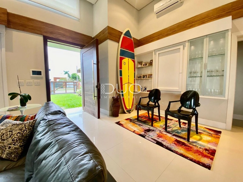 CASA COM 05 SUÍTES EM XANGRI-LÁ: 16ª foto da galeria de imagens do imóvel