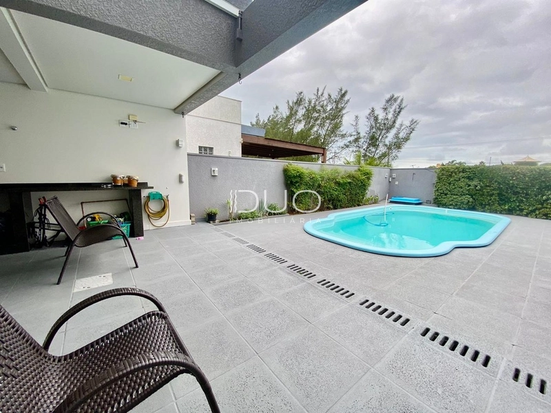 CASA COM 05 SUÍTES EM XANGRI-LÁ: 9ª foto da galeria de imagens do imóvel