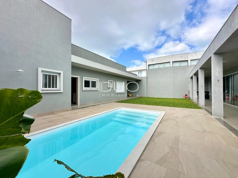 CASA EM XANGRI-LÁ EM CAPÃO DA CANOA: 6ª foto da galeria de imagens do imóvel