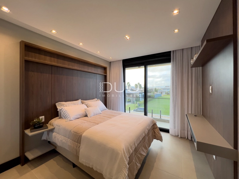 SOBRADO NO CONDOMÍNIO LAGO DO PASSO EM ATLÂNTIDA SUL: 47ª foto da galeria de imagens do imóvel