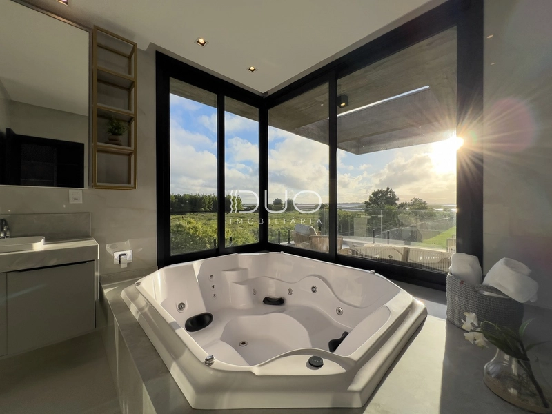 SOBRADO NO CONDOMÍNIO LAGO DO PASSO EM ATLÂNTIDA SUL: 53ª foto da galeria de imagens do imóvel