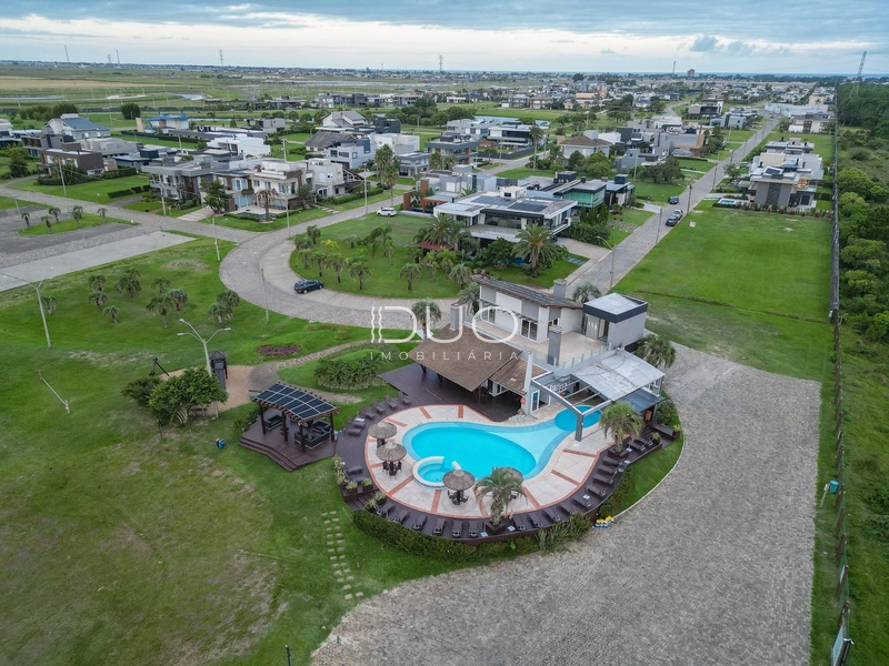 SOBRADO NO CONDOMÍNIO LAGO DO PASSO EM ATLÂNTIDA SUL: 75ª foto da galeria de imagens do imóvel