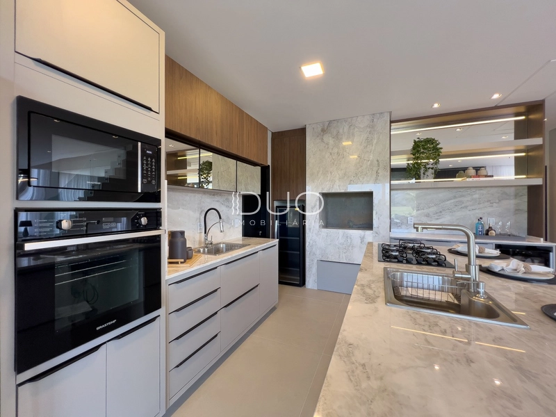 SOBRADO NO CONDOMÍNIO LAGO DO PASSO EM ATLÂNTIDA SUL: 20ª foto da galeria de imagens do imóvel