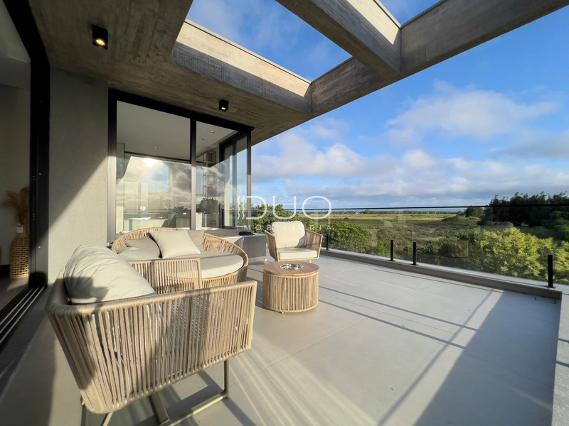 SOBRADO NO CONDOMÍNIO LAGO DO PASSO EM ATLÂNTIDA SUL: 39ª foto da galeria de imagens do imóvel