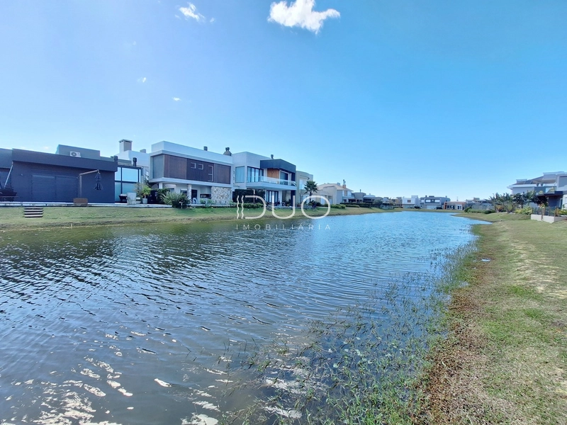 CASA TÉRREA NO CONDOMÍNIO RIVIERA EM XANGRI-LÁ: 58ª foto da galeria de imagens do imóvel