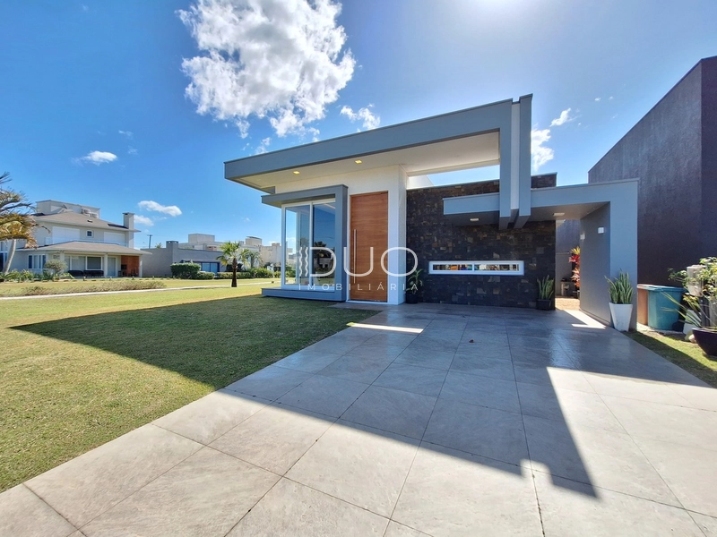 CASA TÉRREA NO CONDOMÍNIO RIVIERA EM XANGRI-LÁ: 7ª foto da galeria de imagens do imóvel