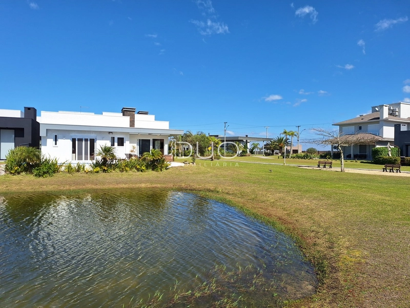 CASA TÉRREA NO CONDOMÍNIO RIVIERA EM XANGRI-LÁ: 53ª foto da galeria de imagens do imóvel