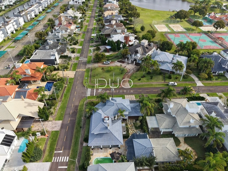 CASA COM 4 DORMITÓRIOS NO CONDOMÍNIO LAGOS PARK: 32ª foto da galeria de imagens do imóvel