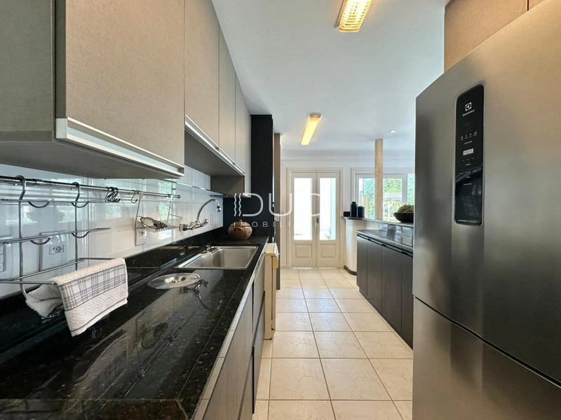 CASA COM 4 DORMITÓRIOS NO CONDOMÍNIO LAGOS PARK: 7ª foto da galeria de imagens do imóvel