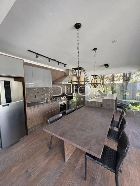 CASA COM 4 DORMITÓRIOS NO CONDOMÍNIO LAGOS PARK: 4ª foto da galeria de imagens do imóvel