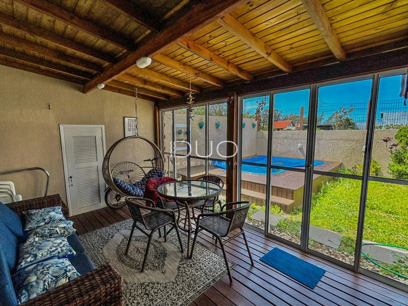 CASA EM XANGRI-LÁ: 13ª foto da galeria de imagens do imóvel